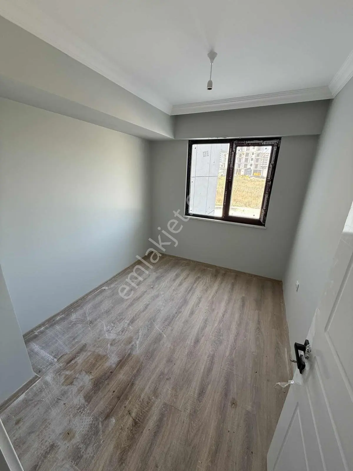 Buluruzdan Edirne Cumhuriyet Mahallesinde Satılık 1+1 Daire — fotoğraf 15