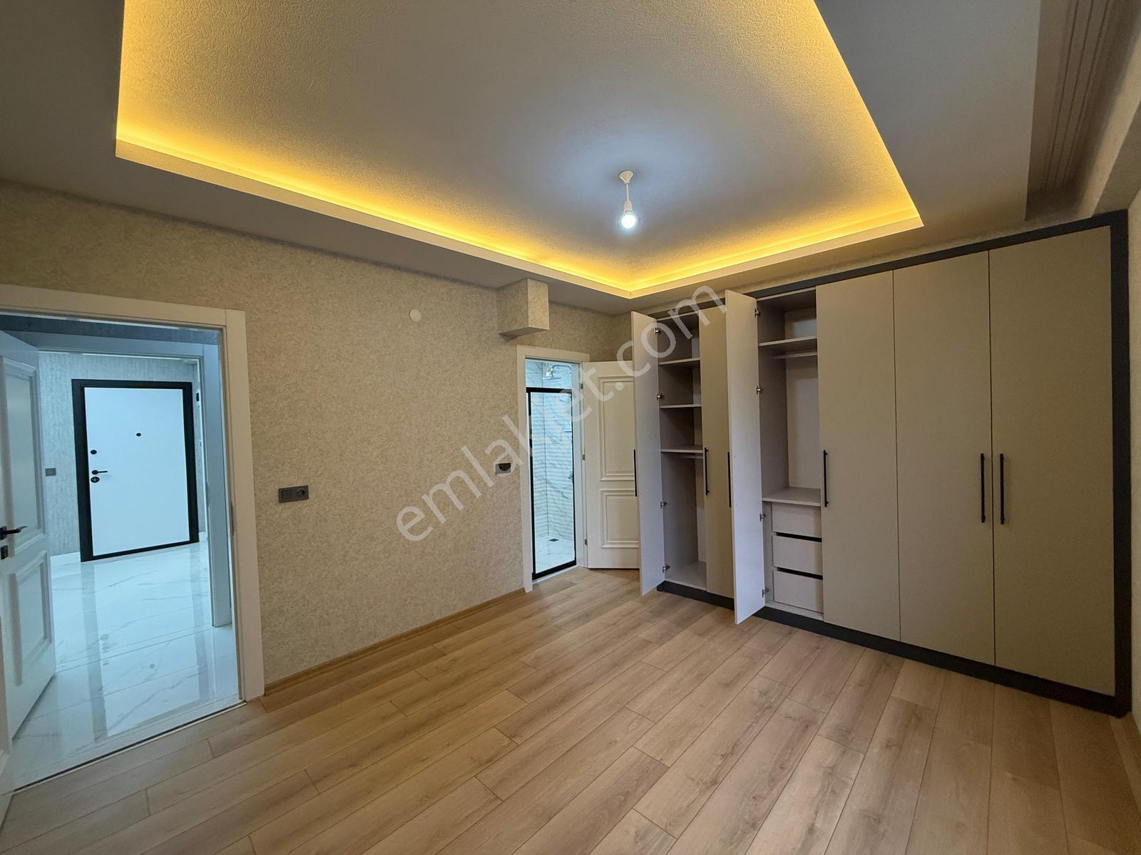 S. Eyyubide Geniş Satılık Daire | Yerden Isıtma | 30-40 M² Depo — fotoğraf 22