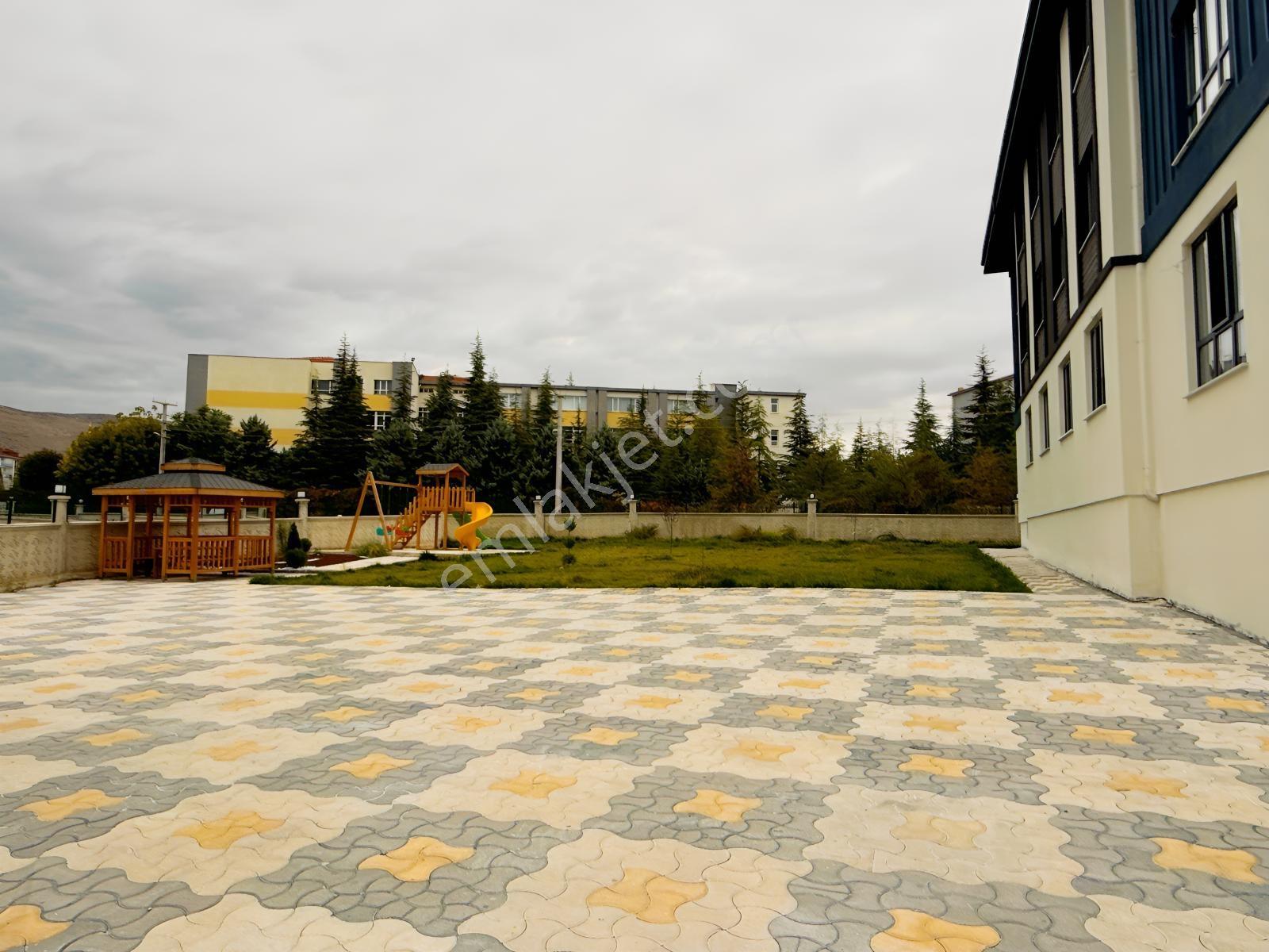 S. Eyyubide Geniş Satılık Daire | Yerden Isıtma | 30-40 M² Depo — fotoğraf 38