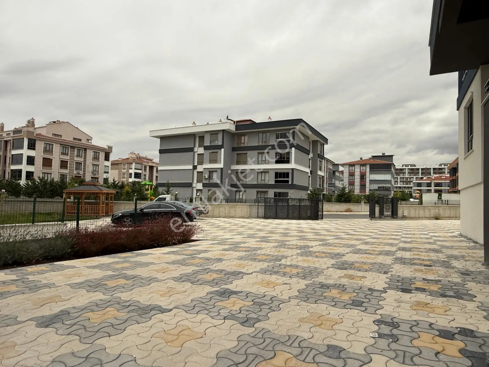 S. Eyyubide Geniş Satılık Daire | Yerden Isıtma | 30-40 M² Depo — fotoğraf 40