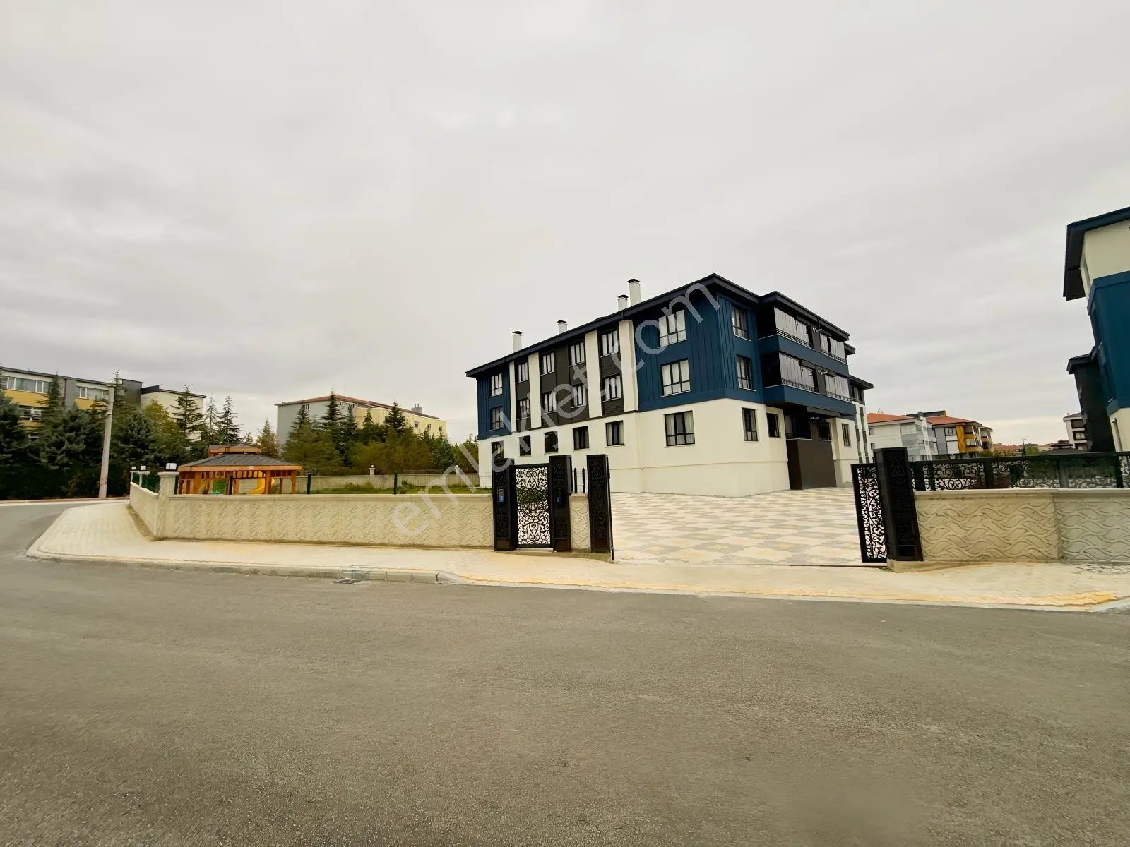 S. Eyyubide Geniş Satılık Daire | Yerden Isıtma | 30-40 M² Depo — fotoğraf 43