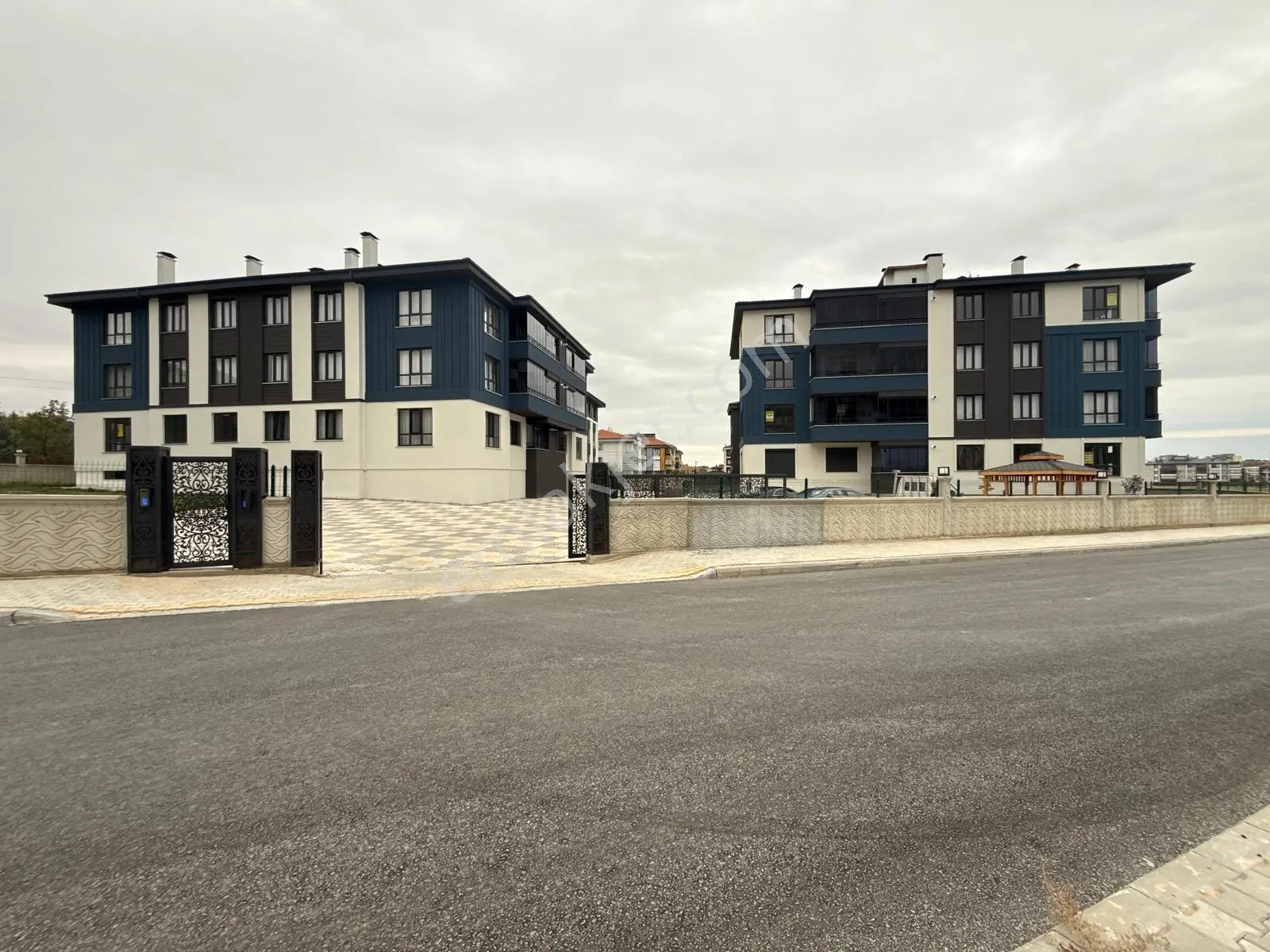 S. Eyyubide Geniş Satılık Daire | Yerden Isıtma | 30-40 M² Depo — fotoğraf 45