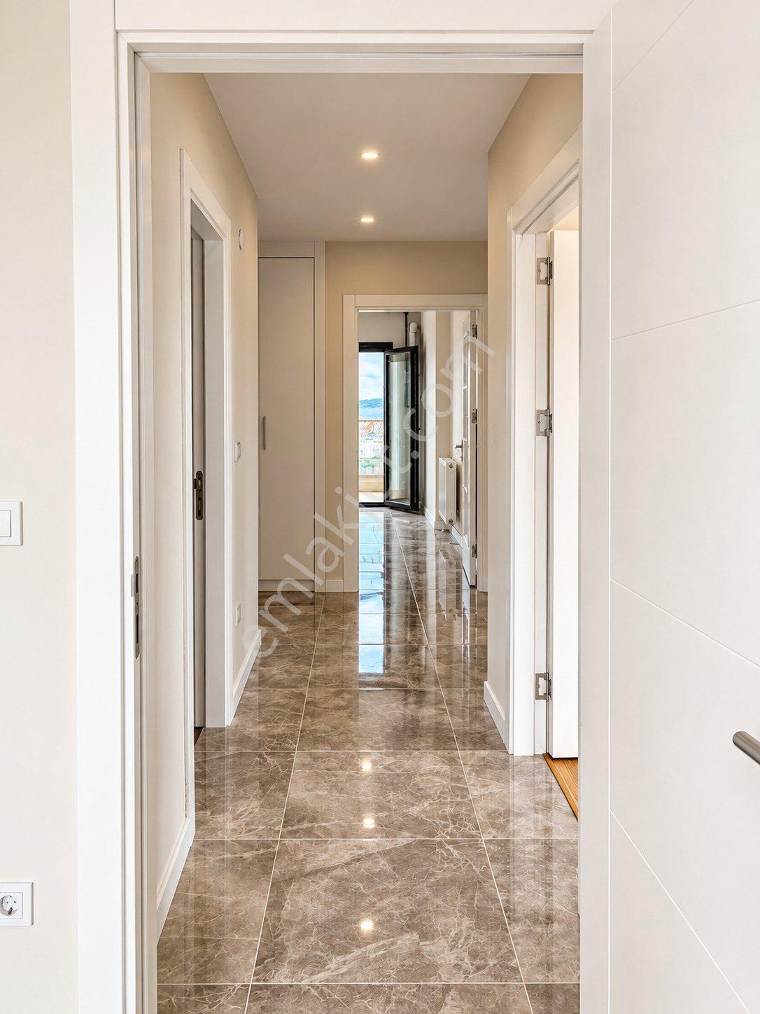 Maltepe Altayçeşmede Site İçi Boş 2+1 | Havuzlu & Güvenlikli — fotoğraf 13