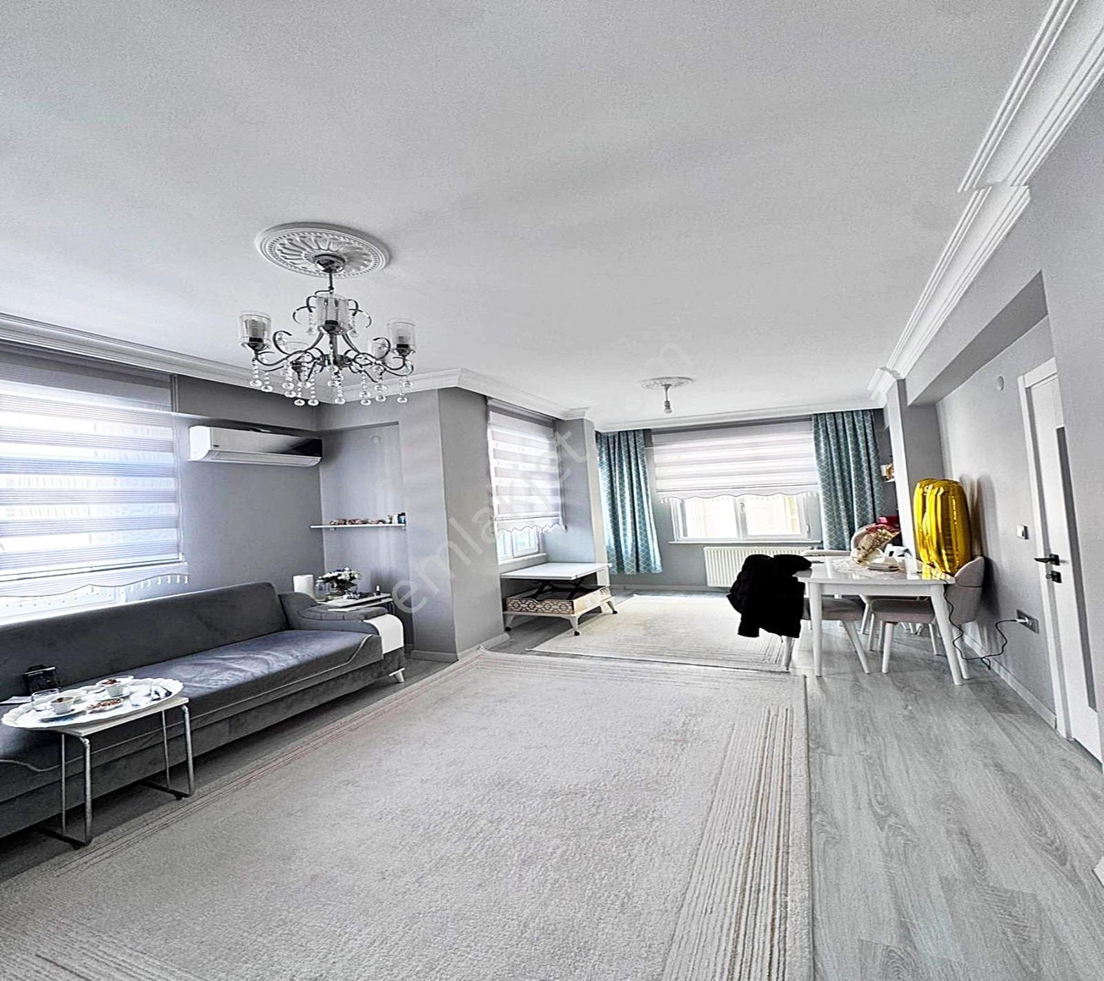 Esenyurt Kıraç Hürriyet Mah. 2.kat 2+1 Balkonlu Geniş Daire — fotoğraf 3