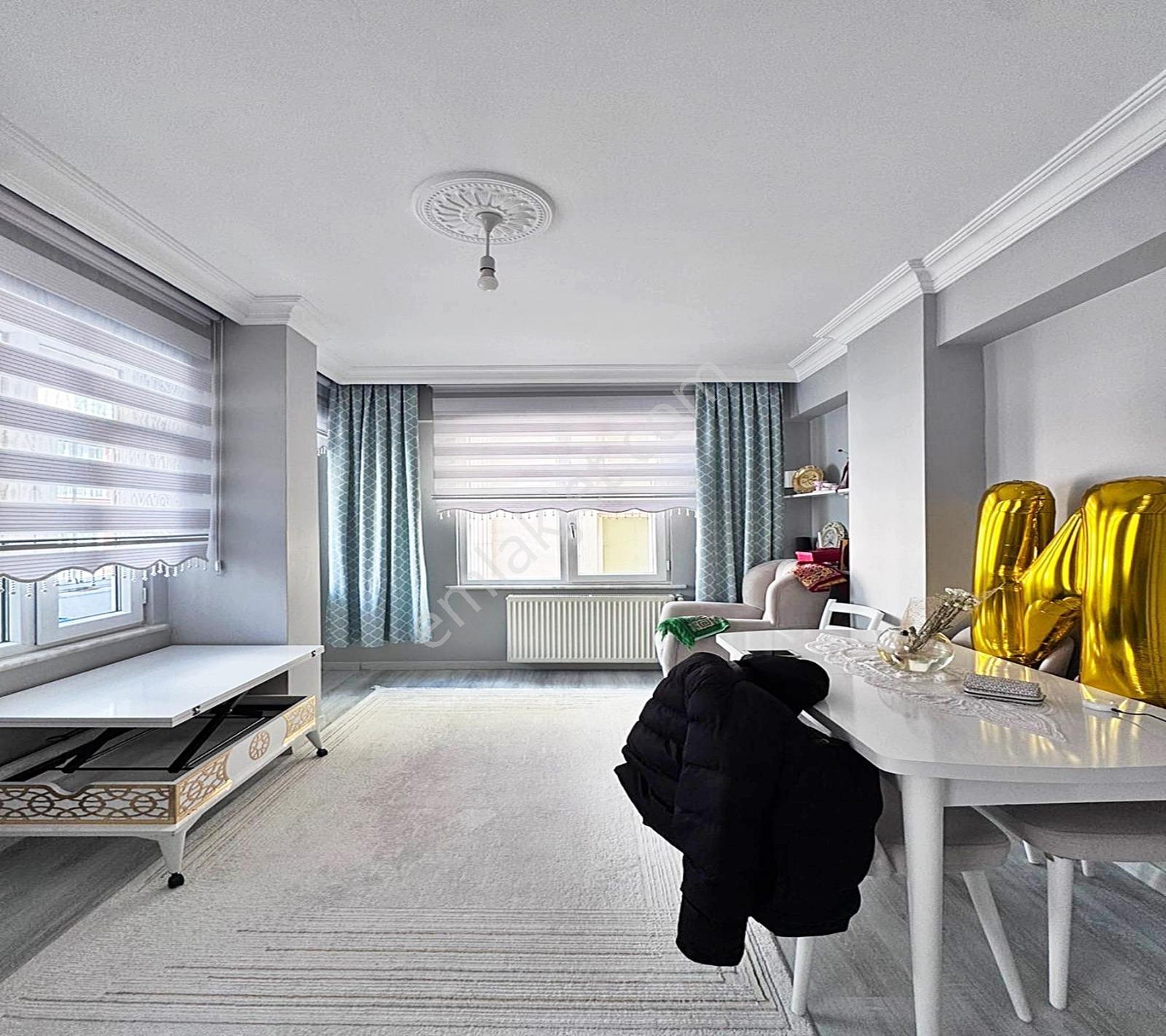 Esenyurt Kıraç Hürriyet Mah. 2.kat 2+1 Balkonlu Geniş Daire — fotoğraf 4