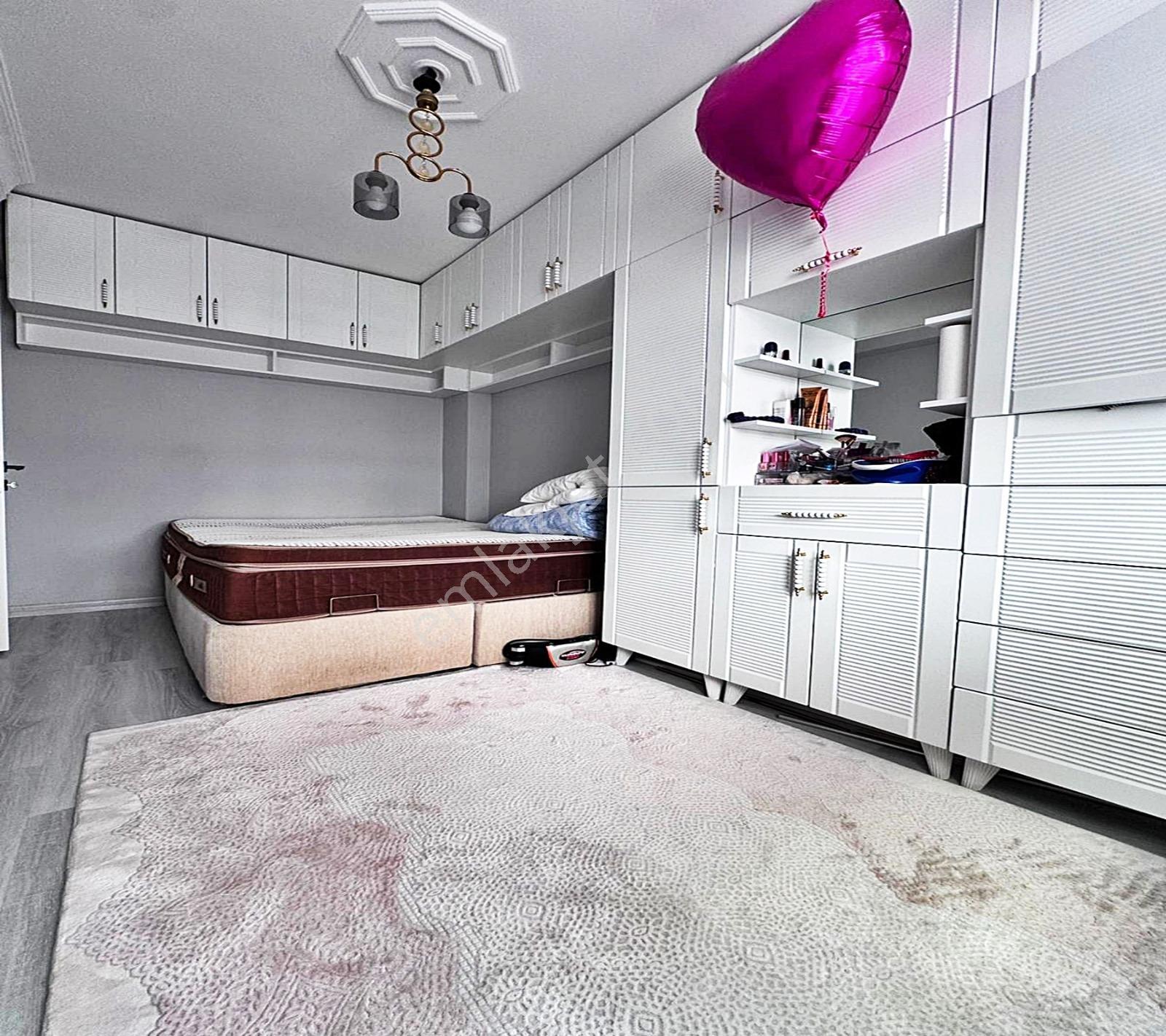 Esenyurt Kıraç Hürriyet Mah. 2.kat 2+1 Balkonlu Geniş Daire — fotoğraf 6