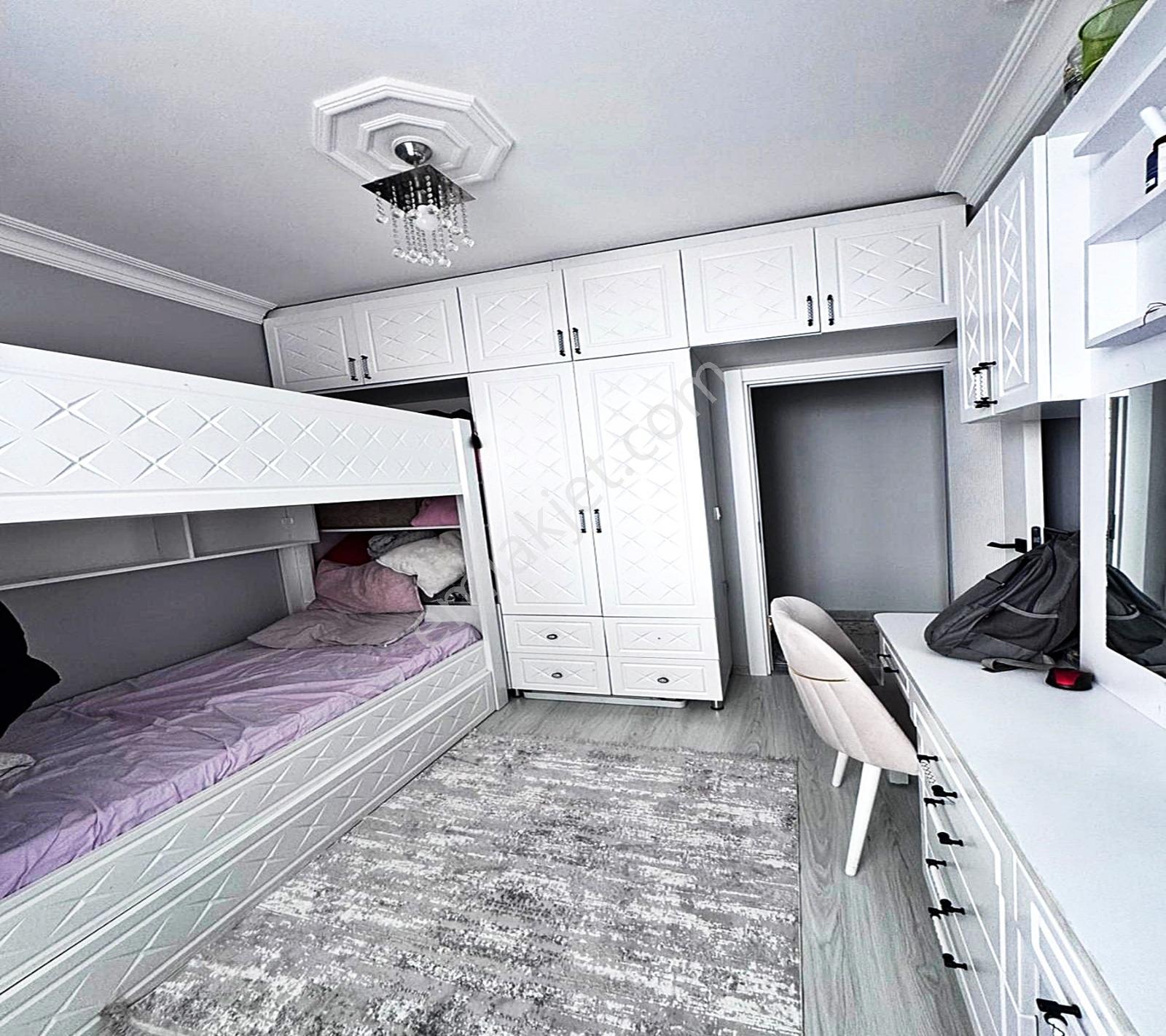 Esenyurt Kıraç Hürriyet Mah. 2.kat 2+1 Balkonlu Geniş Daire — fotoğraf 12
