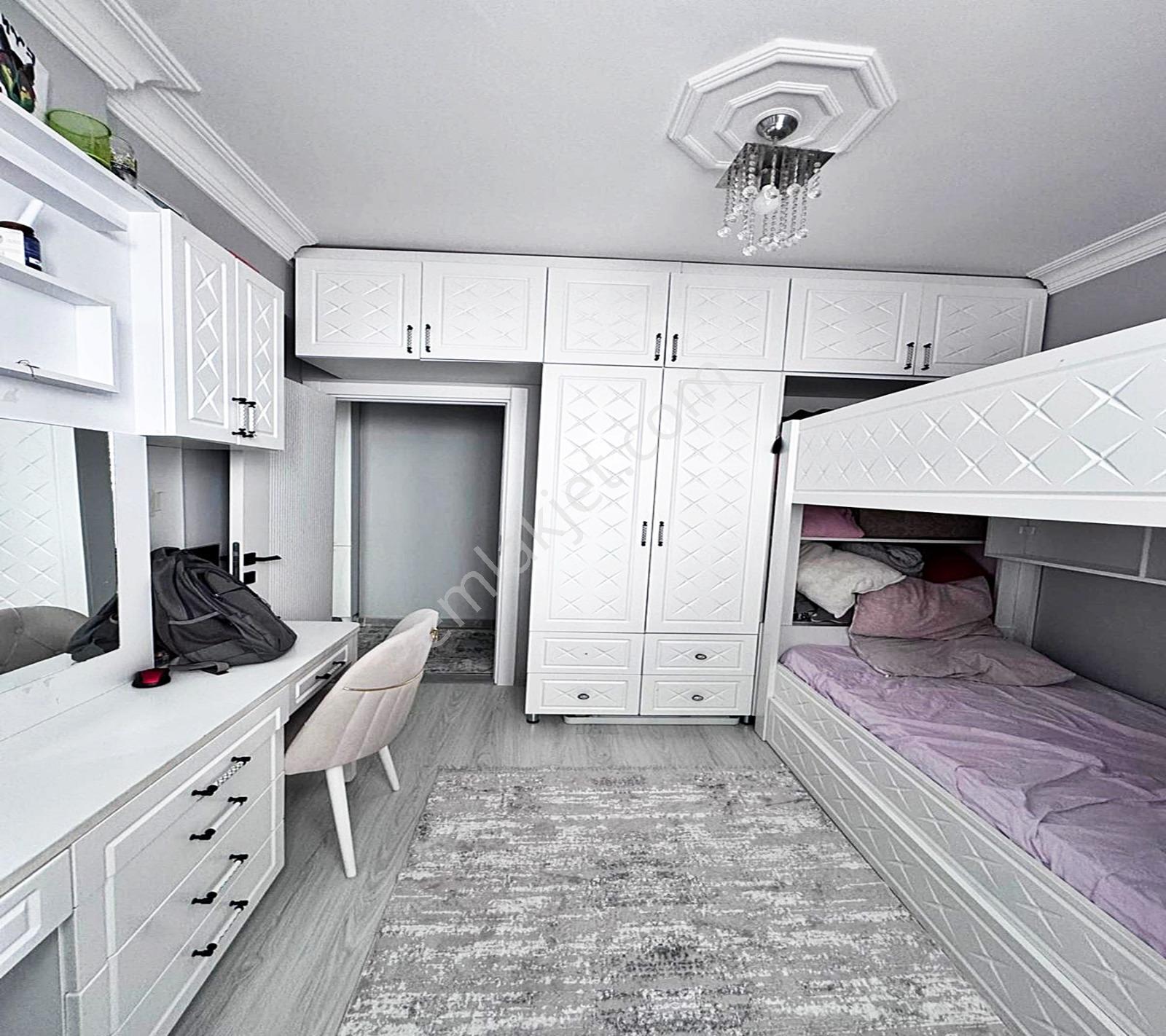 Esenyurt Kıraç Hürriyet Mah. 2.kat 2+1 Balkonlu Geniş Daire — fotoğraf 23