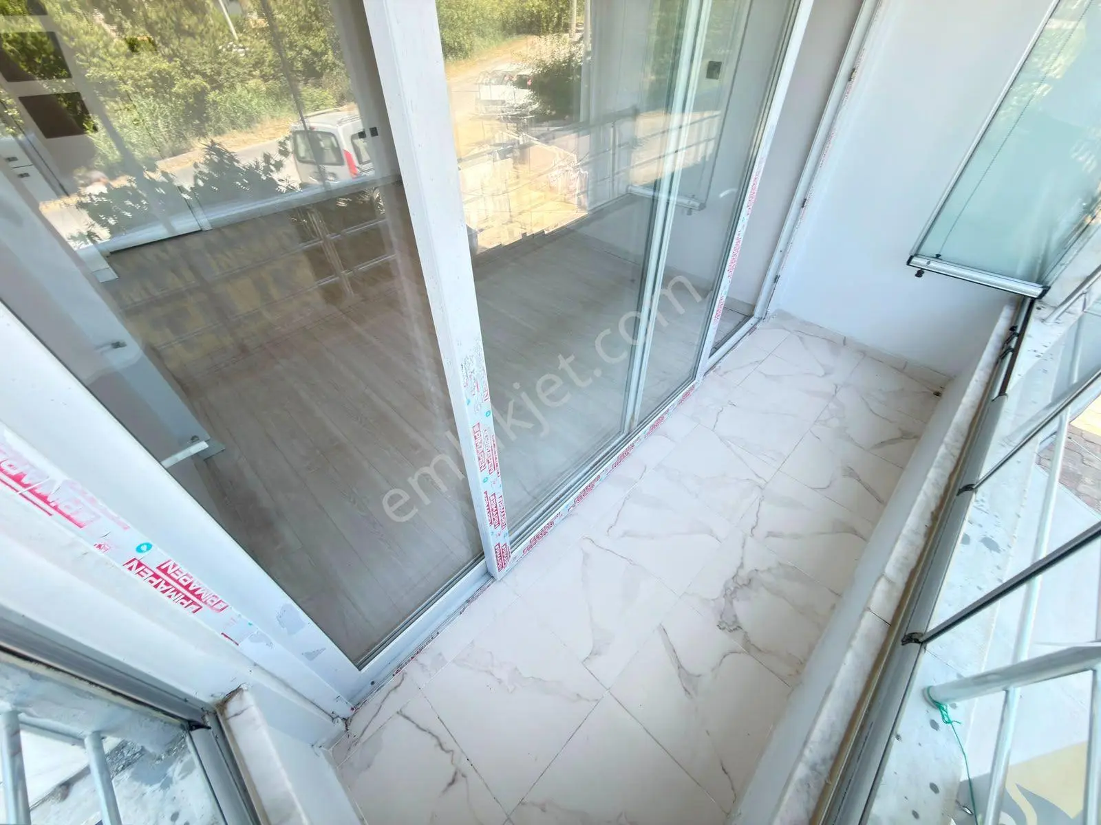 Referans'tan İkizçay'da Manzaralı Ön Cephe Ara Kat 2+1 Daire — fotoğraf 12