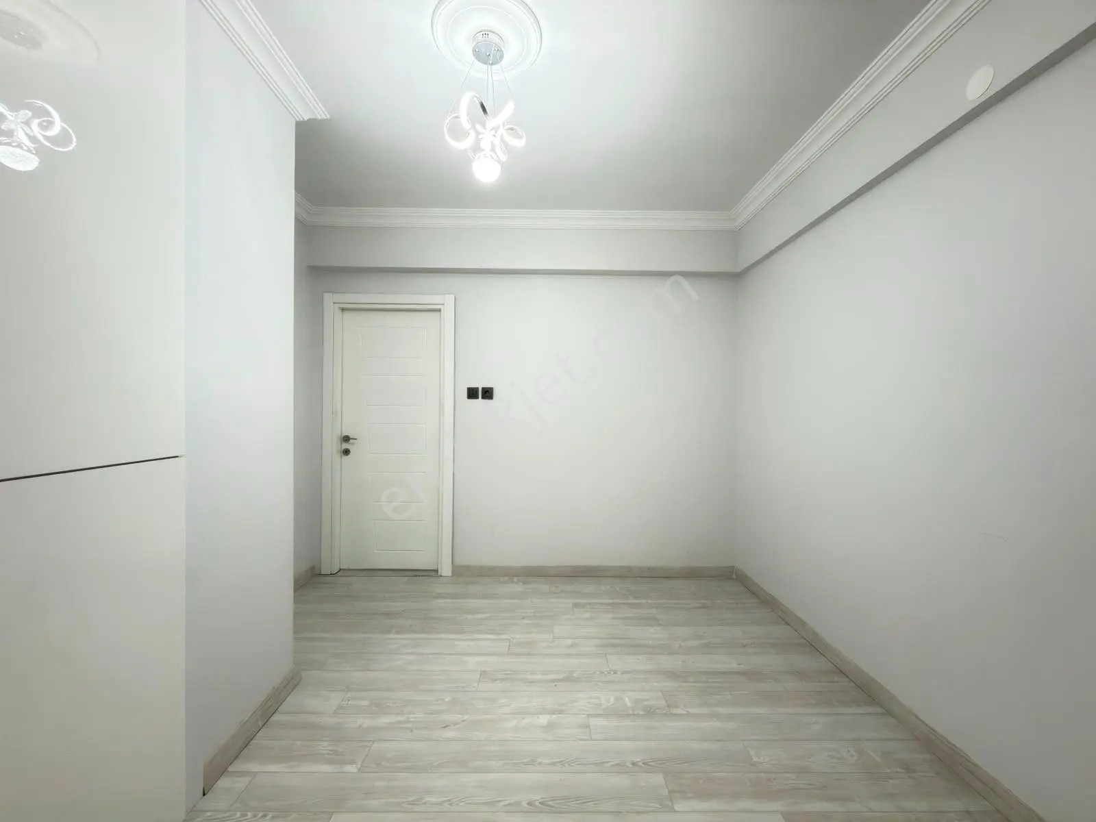 Referans'tan İkizçay'da Manzaralı Ön Cephe Ara Kat 2+1 Daire — fotoğraf 20