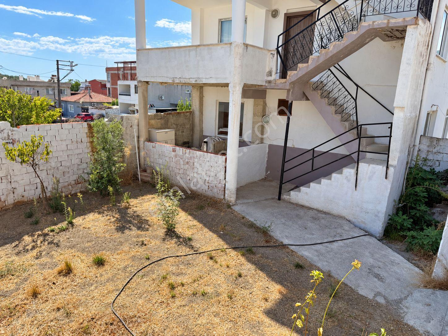 Sadece Yükselden Kızılkeçılı De Müstakil Tadında Fırsat 2+1 — fotoğraf 26