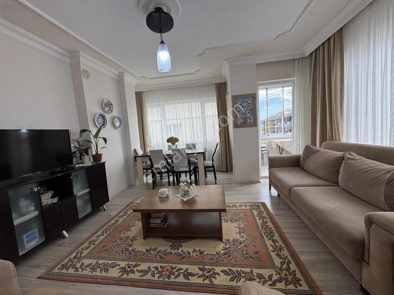 Tema Emlaktan 100.yıl Mah Ferah Arakat Satılık 2+1 Daire — fotoğraf 7