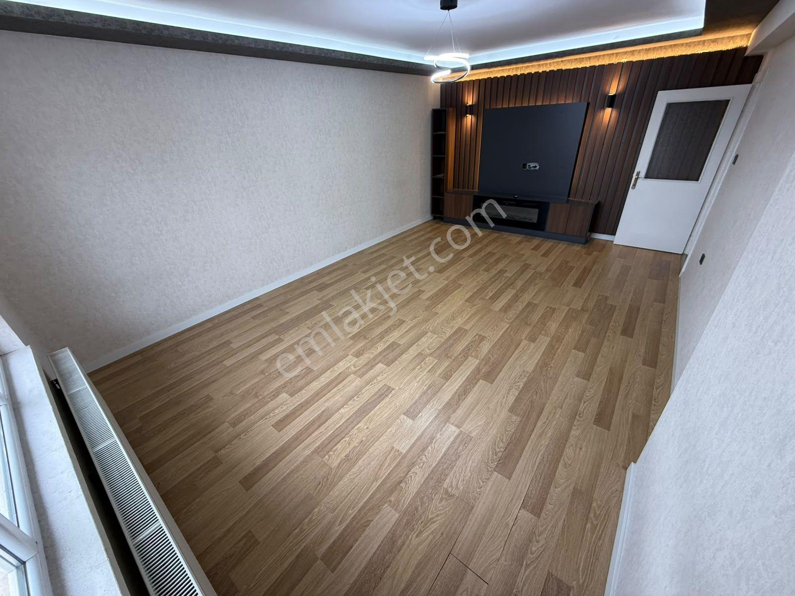 Yayla Son Durak ! 3+1 Full Yapılı 130m2 Net İskan+asansör Fırsat — fotoğraf 3