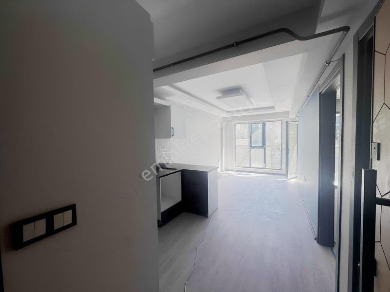 Tema Emlaktan Altınovamah Lokasyonugüzel Sıfır 1+1 Satılık Daire — fotoğraf 8