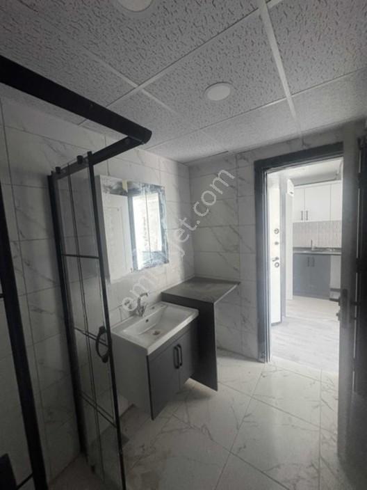 Tema Emlaktan Altınovamah Lokasyonugüzel Sıfır 1+1 Satılık Daire — fotoğraf 18