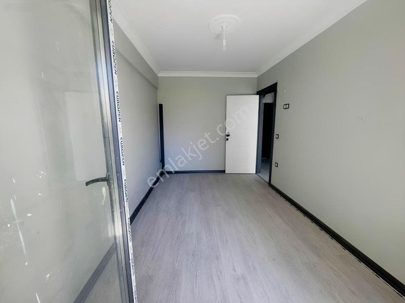 Tema Emlaktan Altınovamah Lokasyonugüzel Sıfır 1+1 Satılık Daire — fotoğraf 23