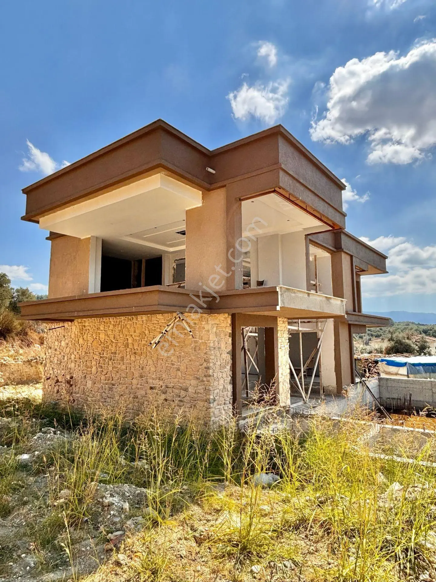Kuşadası'nda Satılık 8+1 Müstakil Taş Malikane - Havuzlu Saunalı Hamamlı — fotoğraf 2