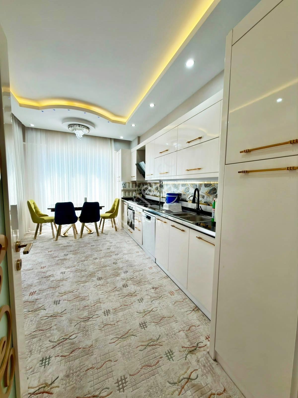 Karacaahmet'te Merkez Konum Geniş Çift Cam Balkon Bakımlı Lüx3+1 — fotoğraf 4
