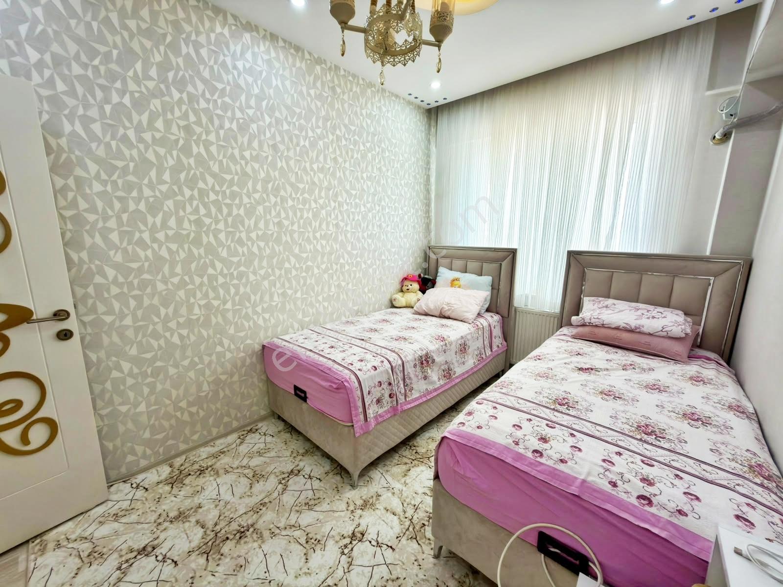 Karacaahmet'te Merkez Konum Geniş Çift Cam Balkon Bakımlı Lüx3+1 — fotoğraf 18