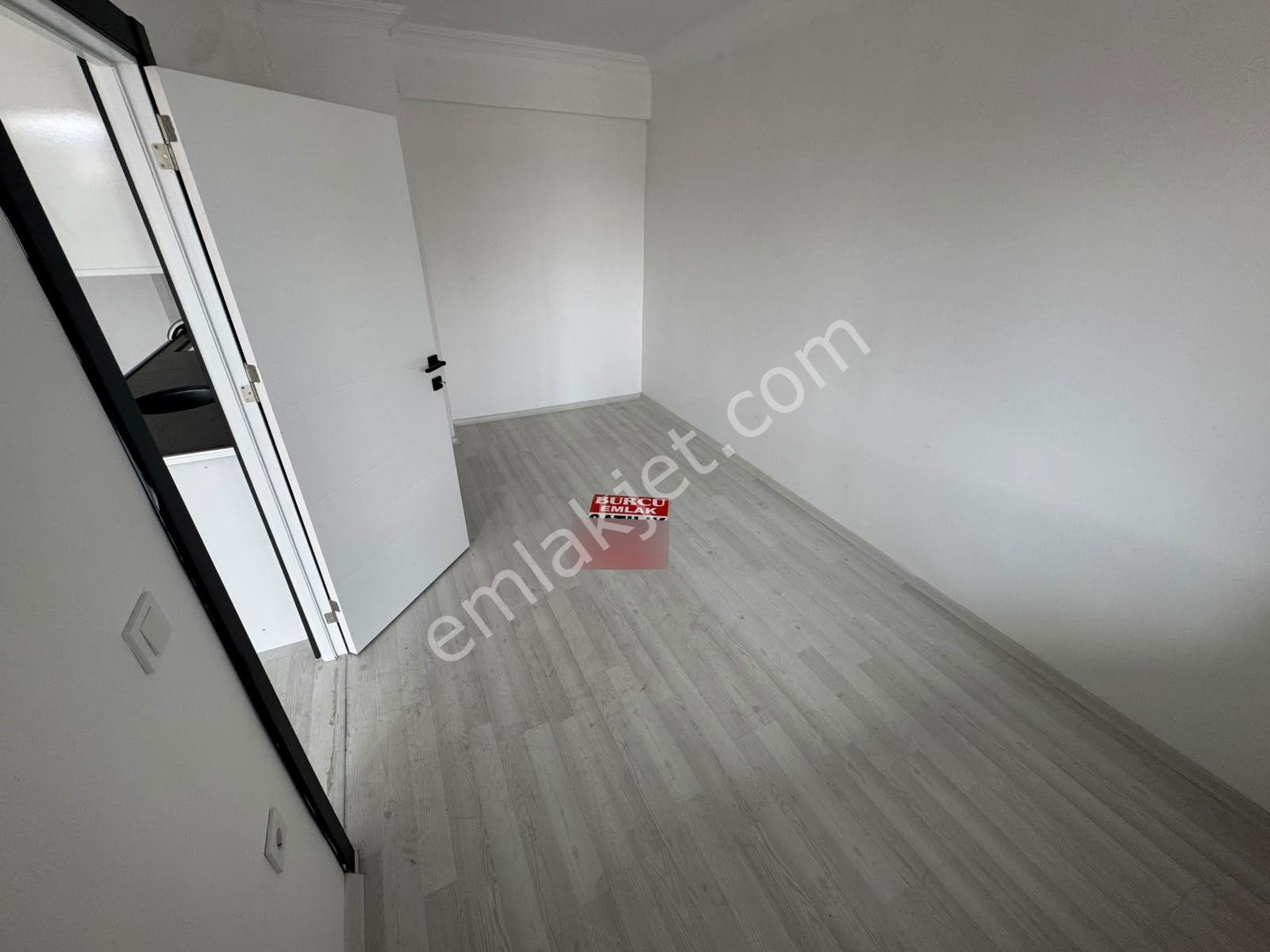 Adliye Yakınında 2+1 Satılık Daire***burcu Emlaktan*** — fotoğraf 6