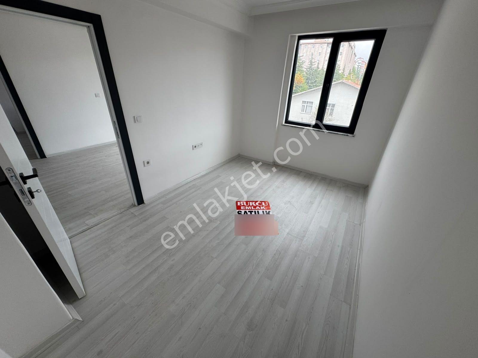 Adliye Yakınında 2+1 Satılık Daire***burcu Emlaktan*** — fotoğraf 8