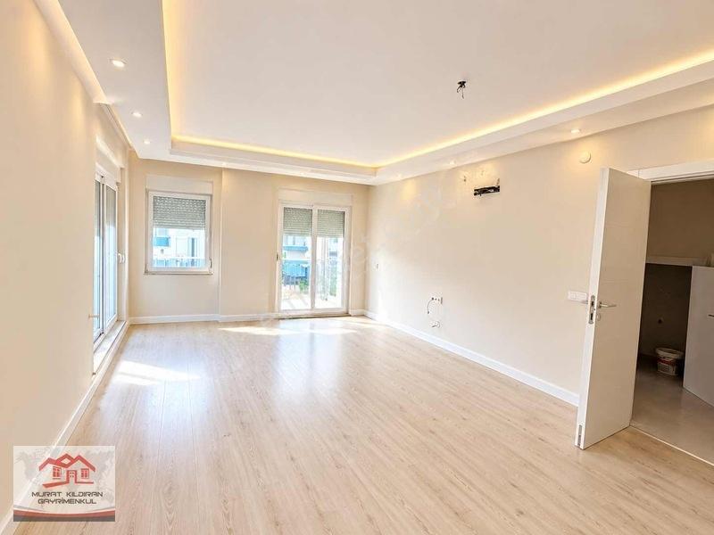 Ayrı Mutfaklı 3 Banyolu Çok Geniş Kullanışlı 5+1 Dubleks — fotoğraf 3