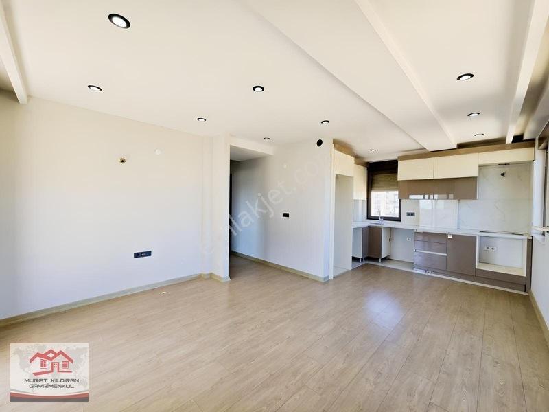 Havuzlu Sitede Oturuma Hazır Güney Doğu Cepheli 2+1 — fotoğraf 3
