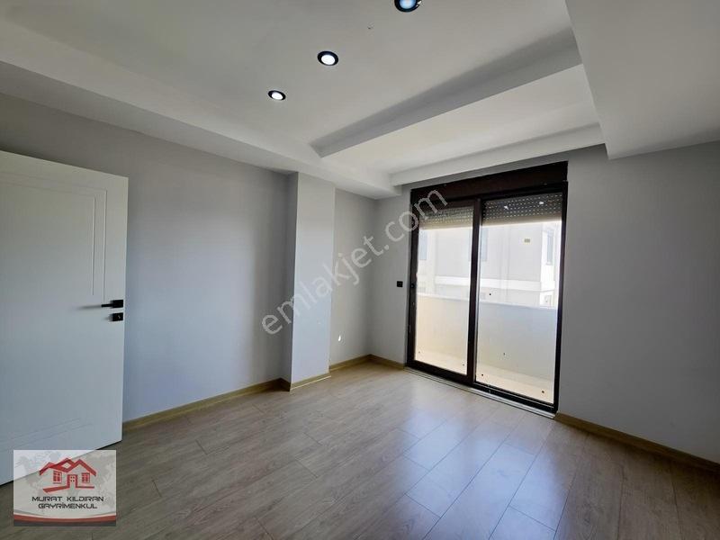 Havuzlu Sitede Oturuma Hazır Güney Doğu Cepheli 2+1 — fotoğraf 9