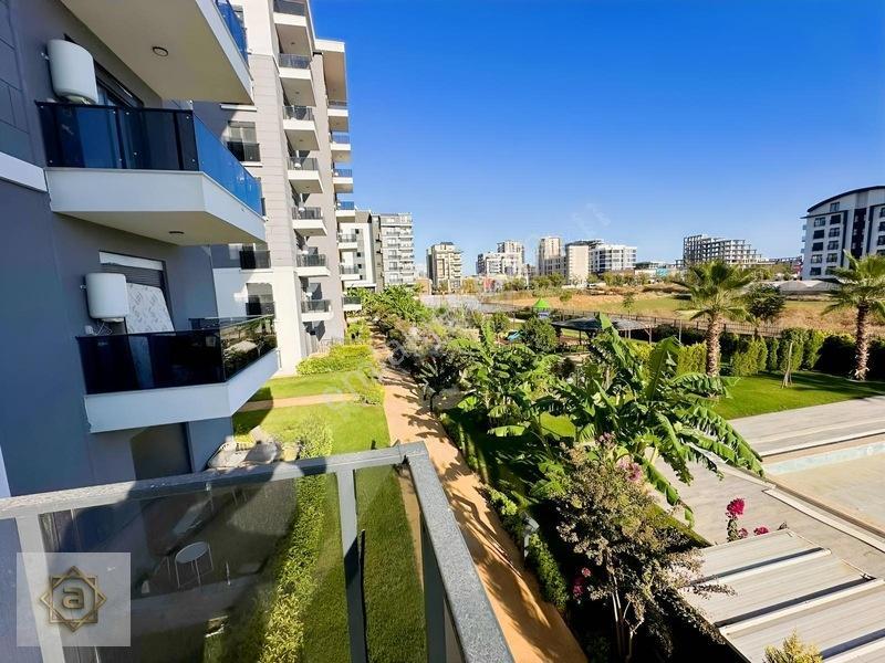 Atabay'dan Lüks Site İçerisinde Geniş 1+1 — fotoğraf 11