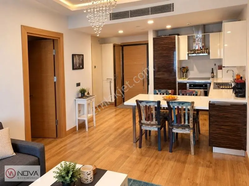 Nova'dan Finans Merkezi Sarphan Park'ta 1+1 Full Eşyalı — fotoğraf 2