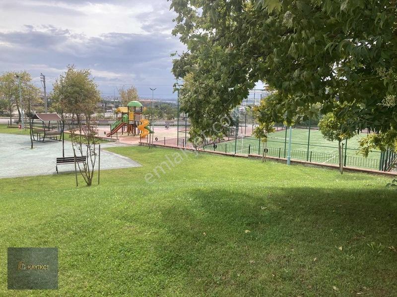 Şekerpınarda Otoban Yakını 2+1 Çatı Dubleks — fotoğraf 12