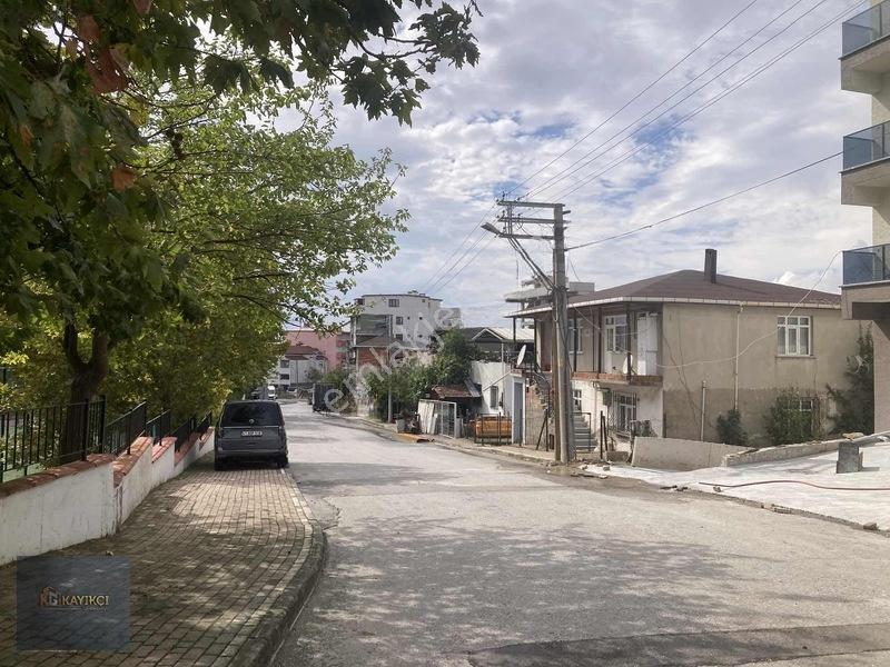 Şekerpınarda Otoban Yakını 2+1 Çatı Dubleks — fotoğraf 13