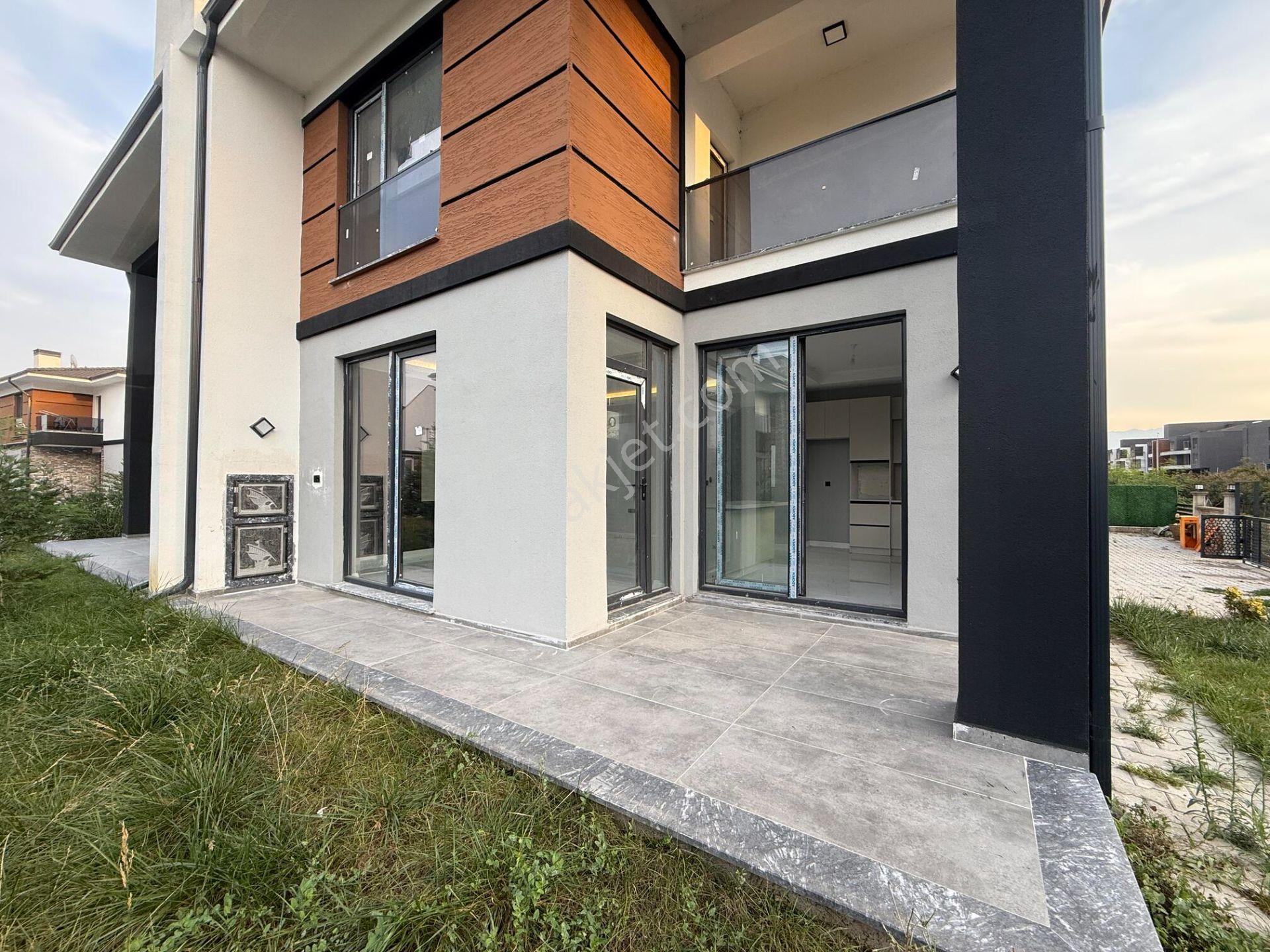 Arapçiftliği Mahallesi Simge Villalarında 4+1 177 M2 Satılık Villa — fotoğraf 15