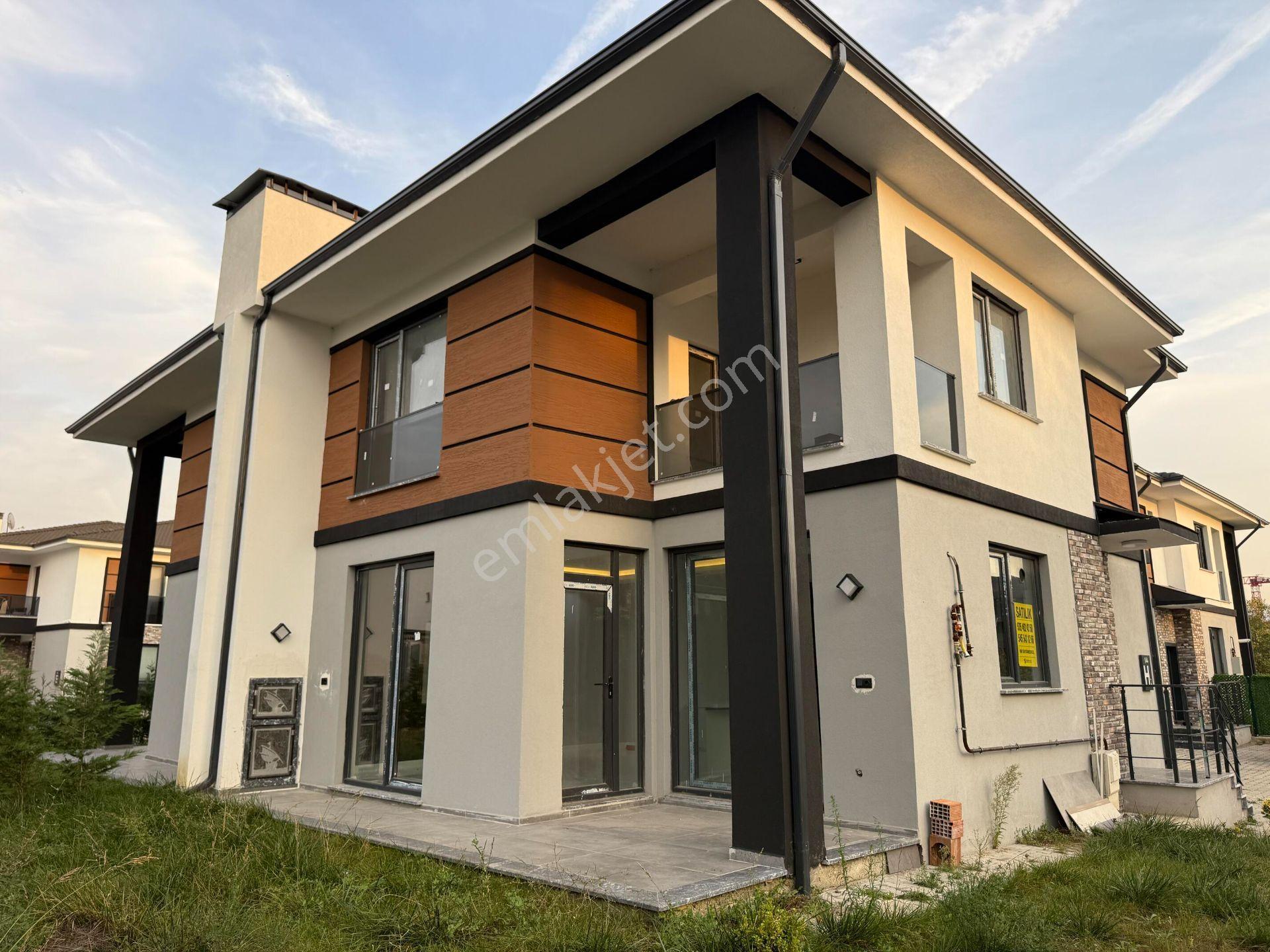 Arapçiftliği Mahallesi Simge Villalarında 4+1 177 M2 Satılık Villa — fotoğraf 34