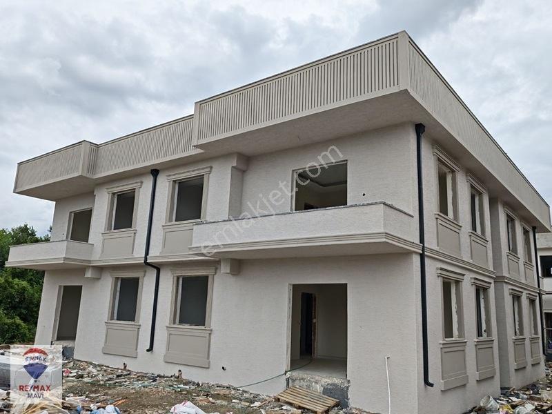 Karasu Aziziyede Çift Havuzlu Prestijli Sitede 4+1 Lüks Satılik — fotoğraf 9
