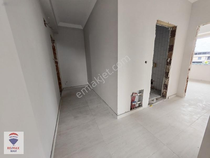 Karasu Aziziyede Çift Havuzlu Prestijli Sitede 4+1 Lüks Satılik — fotoğraf 11