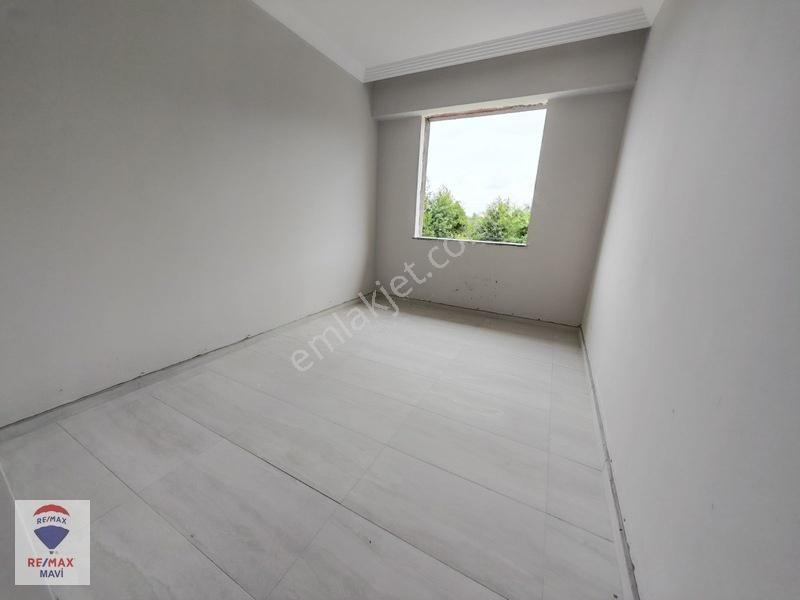 Karasu Aziziyede Çift Havuzlu Prestijli Sitede 4+1 Lüks Satılik — fotoğraf 24