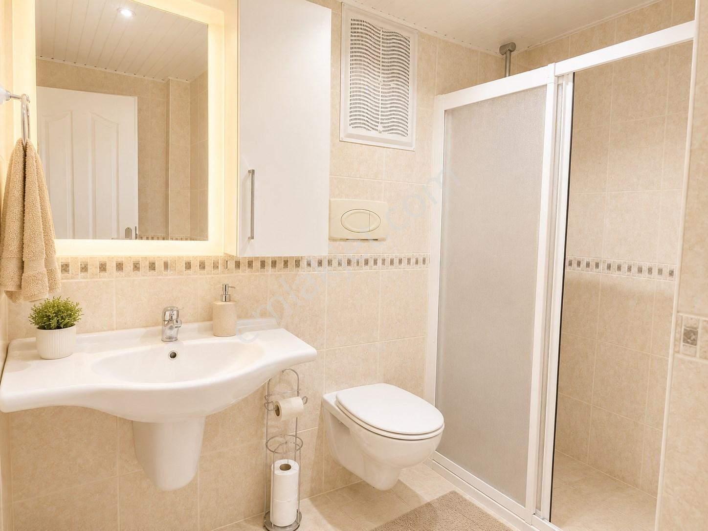 Alanya Mahmutlar’da Denize Sıfır Full Eşyalı 2+1 Daire — fotoğraf 11
