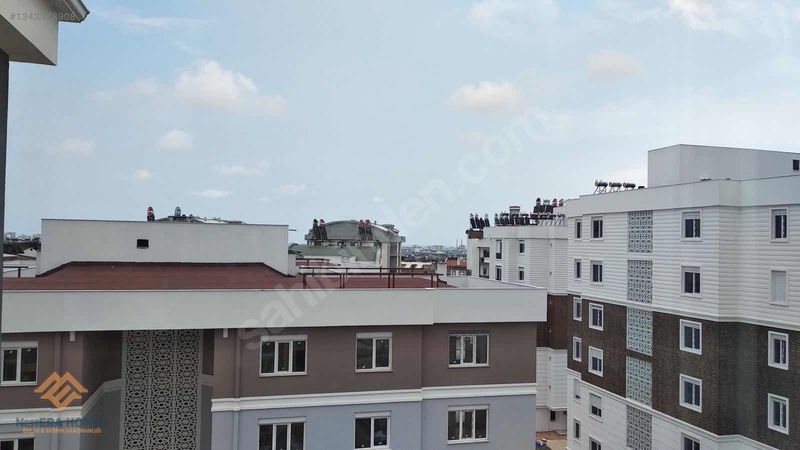 Şafak Mahallesinde Lüks Sitede Satılık 2+1 Daire — fotoğraf 6