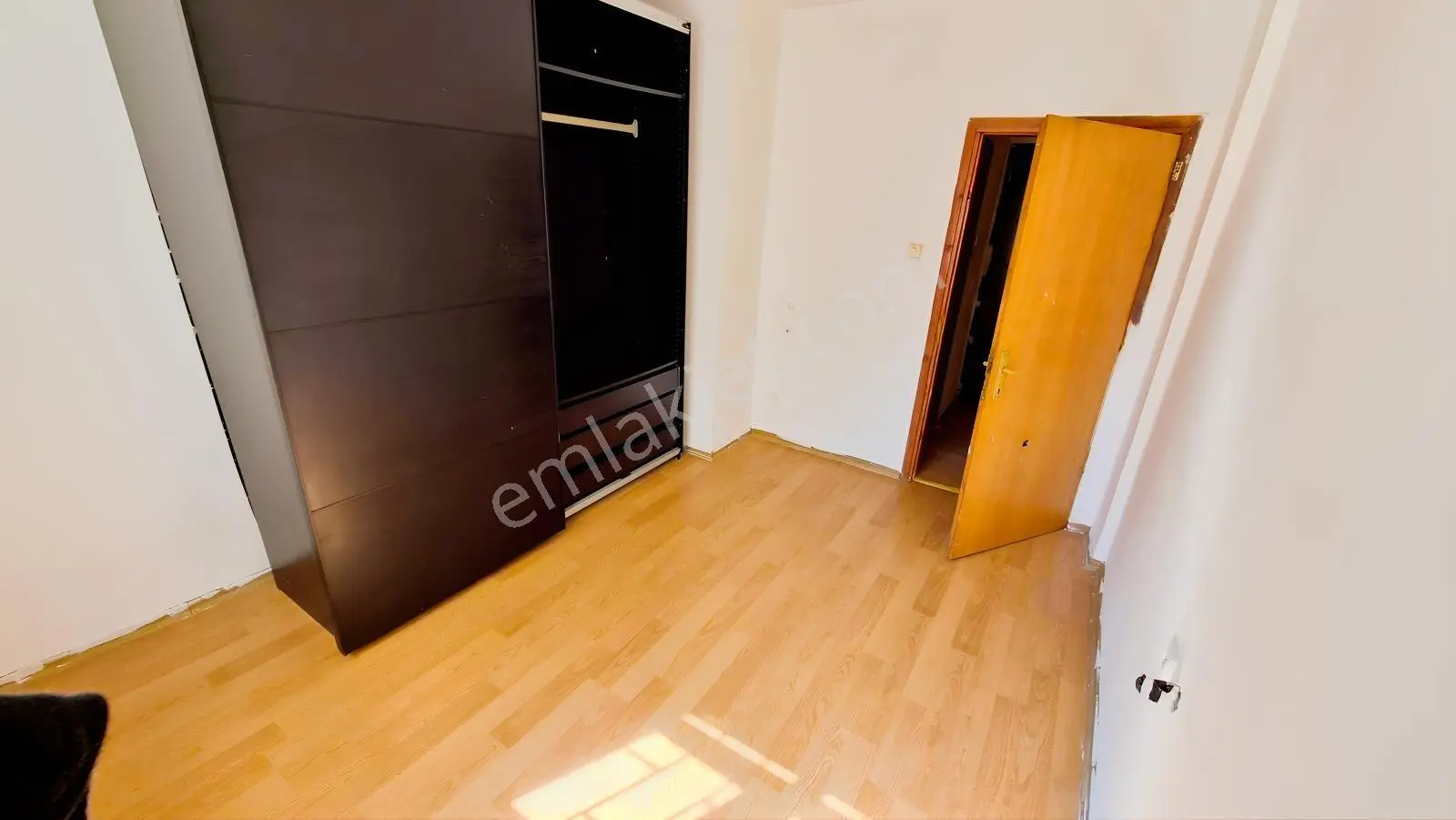 Abidinpaşada Kot-3 De 2+1 Yapılı Satılık Daire — fotoğraf 13