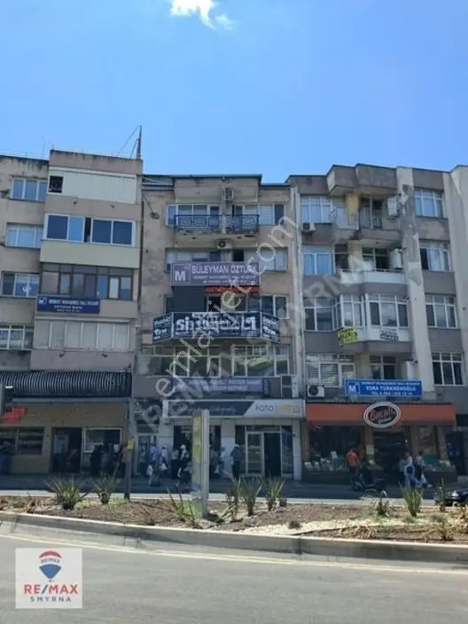 Remax Smyrna'dan Buca Şirinyer Merkez'de Satılık Eşyalı1+1 Daire — fotoğraf 11