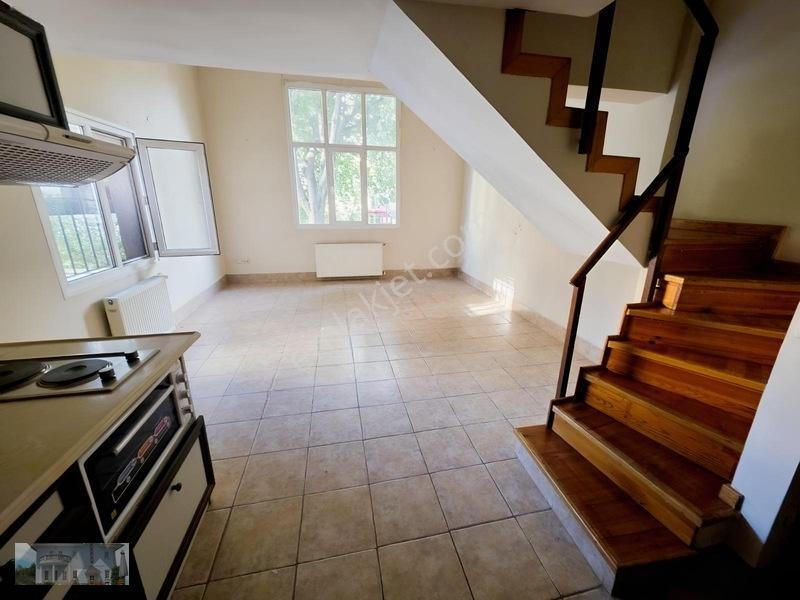 Kordonboyu Sahilde Satilik 1+1loft Daire — fotoğraf 3