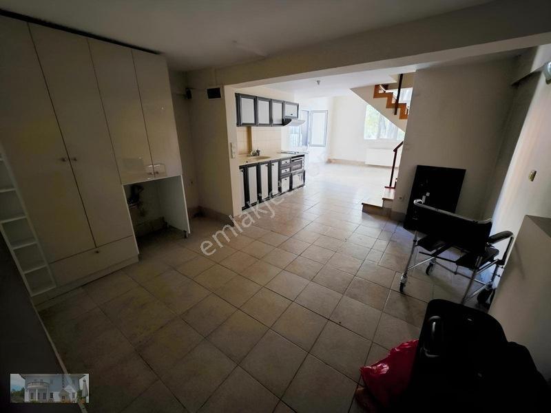 Kordonboyu Sahilde Satilik 1+1loft Daire — fotoğraf 10