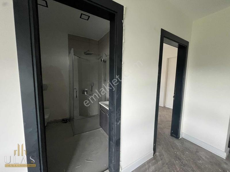 Ulaş Gayrimenkulden Şehir Vki Havuzlu Satılık 1+1 — fotoğraf 29