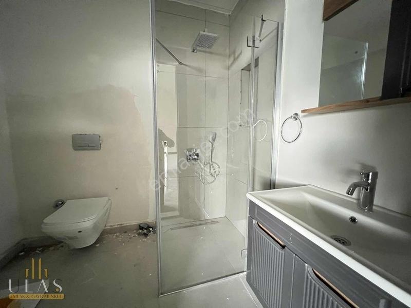 Ulaş Gayrimenkulden Şehir Vki Havuzlu Satılık 1+1 — fotoğraf 30