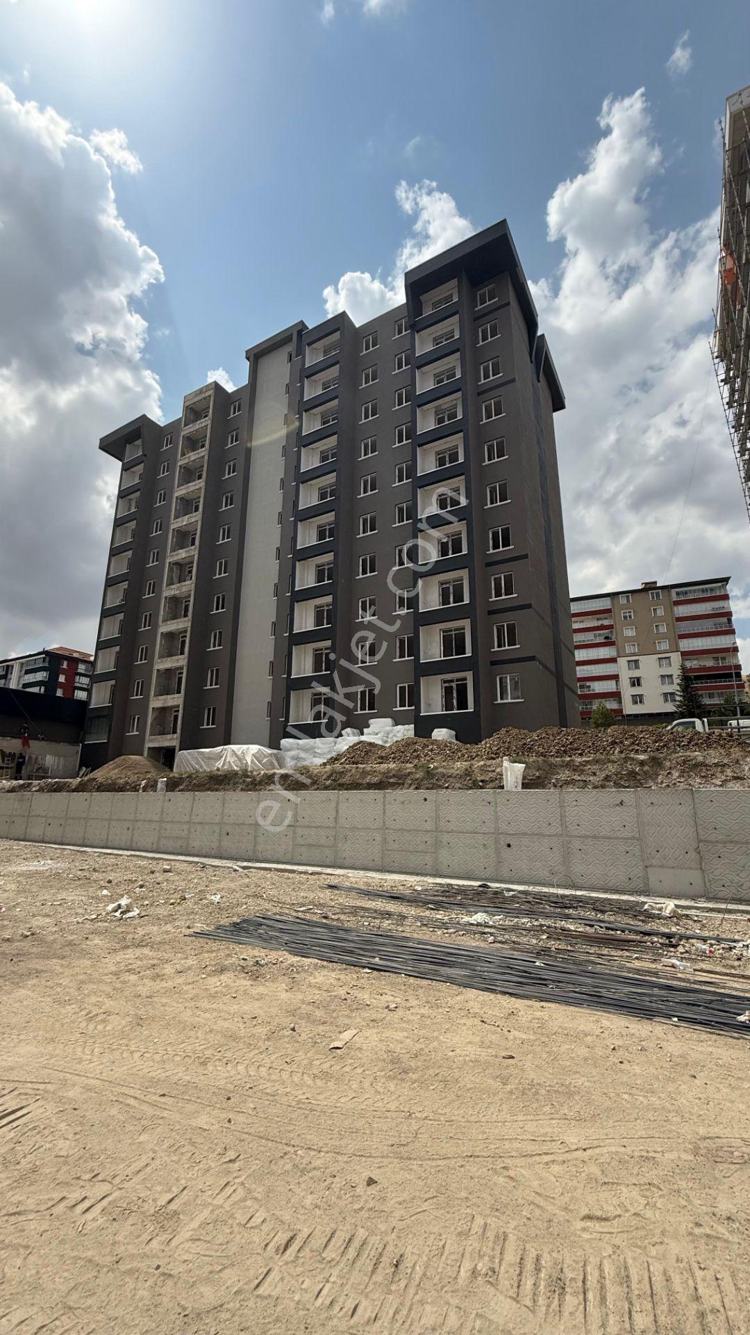 Valilik Binası Yanında 2+1 Sıfır-- Güney Cepheli -- Burcu Emlak — fotoğraf 17