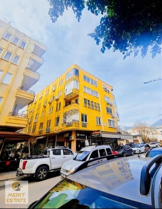 Alanya Şekerhane Mah. Eşyasız Satılık 1+1 Daire