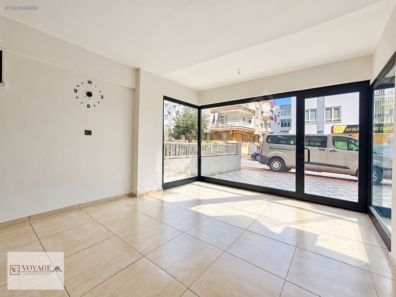 Özcans'dan Bayındır'da 140 M² Depolu Bölünebilir Dükkân — fotoğraf 23