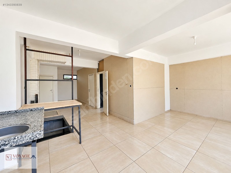 Özcans'dan Bayındır'da 140 M² Depolu Bölünebilir Dükkân — fotoğraf 27