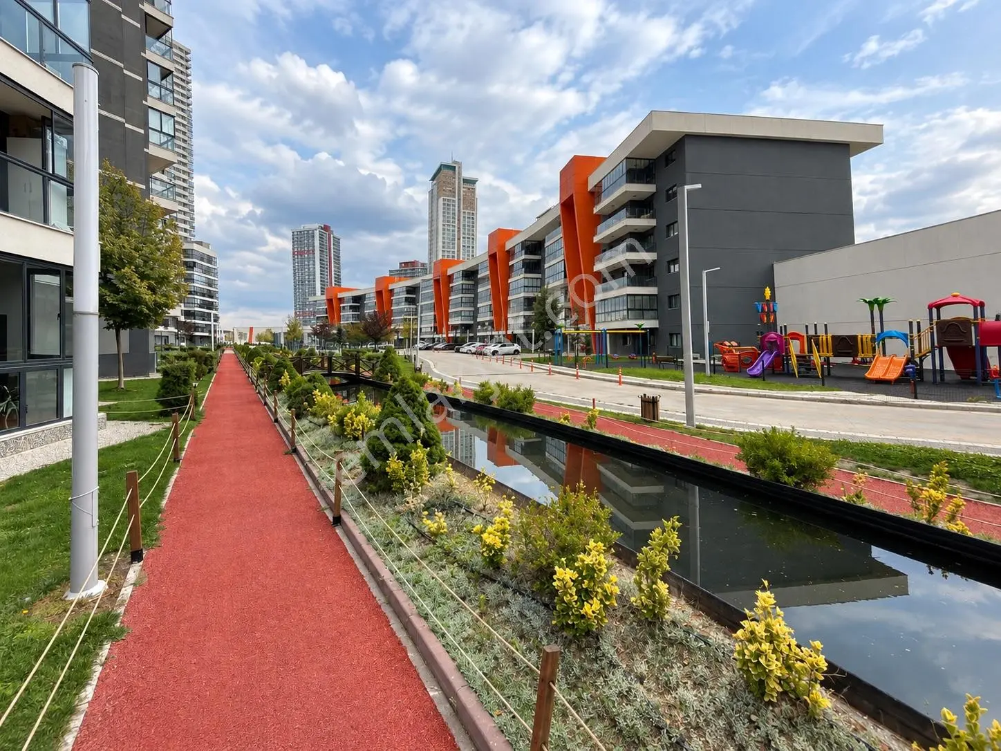 Akadia Modern Konutları 3+1 Kış Bahçeli Manzaralı Satılık Daire — fotoğraf 4